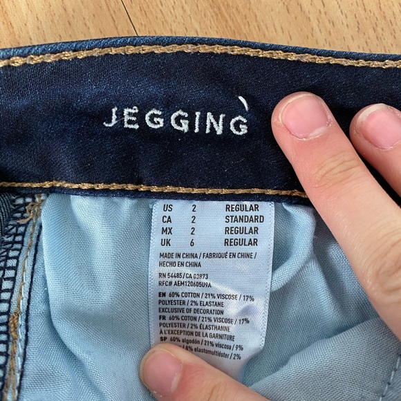 American Eagle Blue Jeggings - Picture 4 of 4